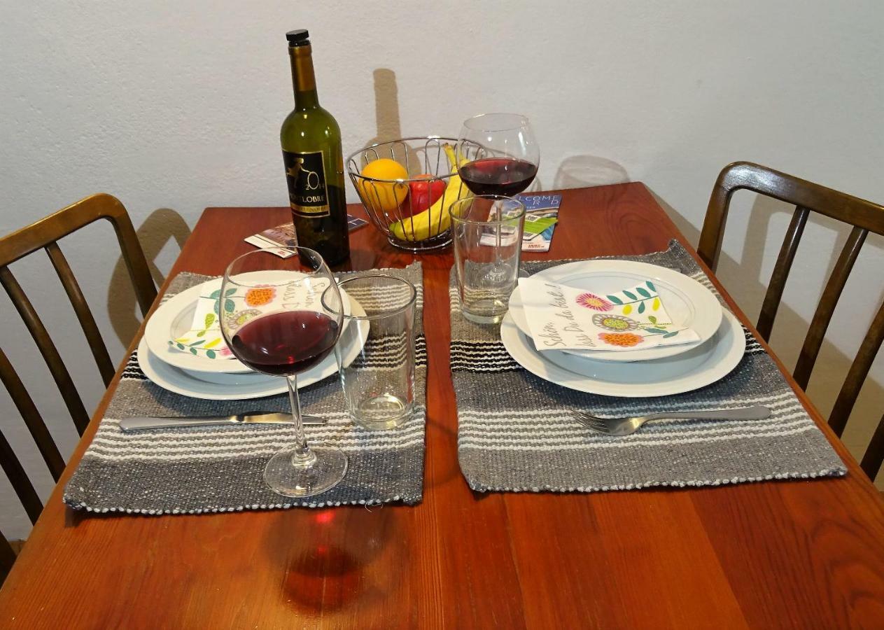 Charming, Central, Spacious Apartment インスブルック エクステリア 写真