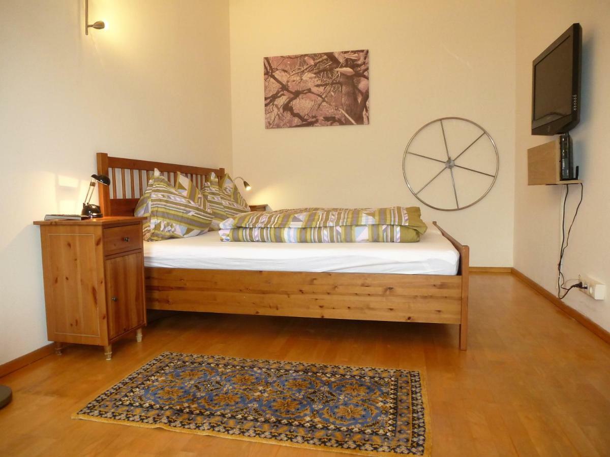 Charming, Central, Spacious Apartment インスブルック エクステリア 写真
